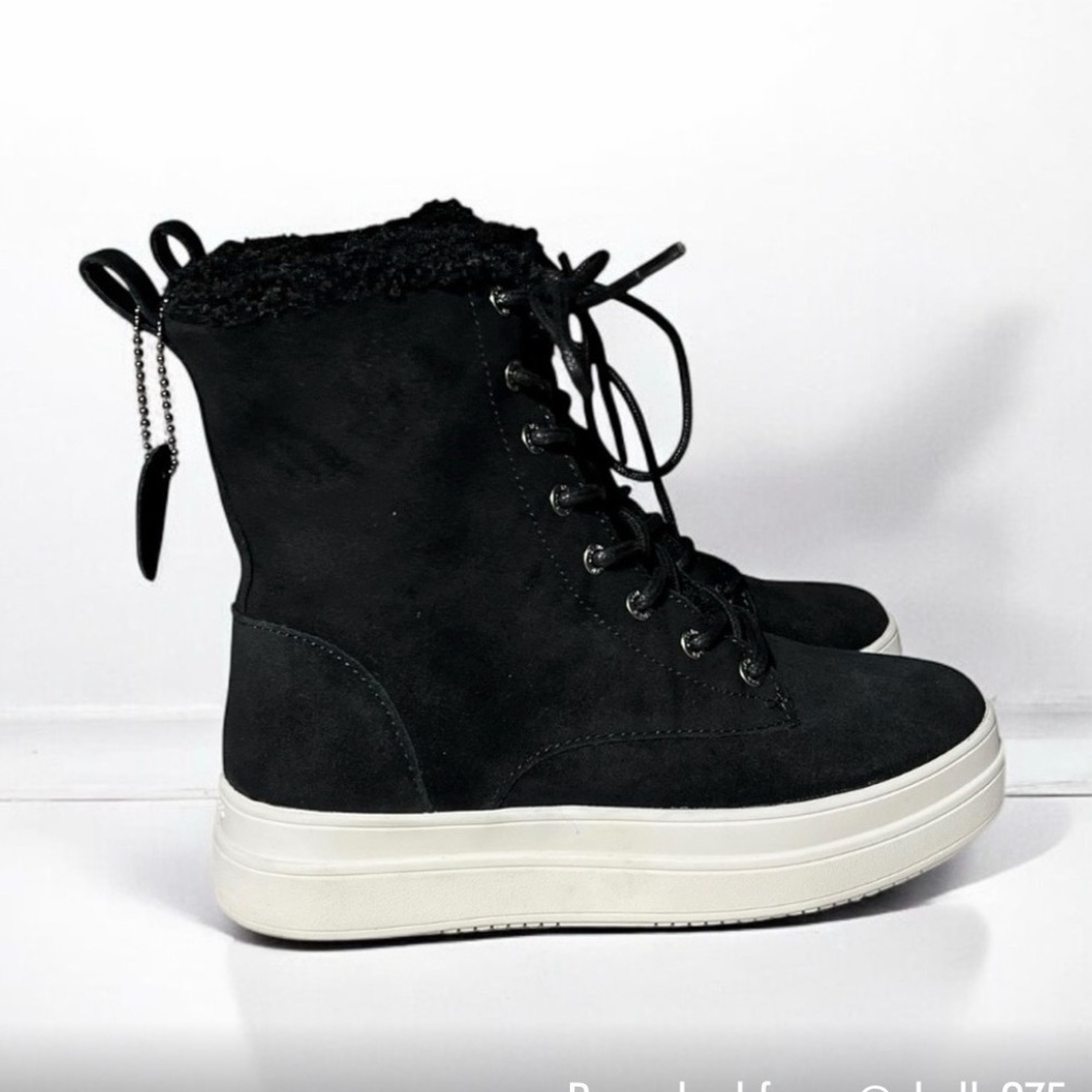 J/Slides Black and White Women's Platform Boots.  Reposh: too small